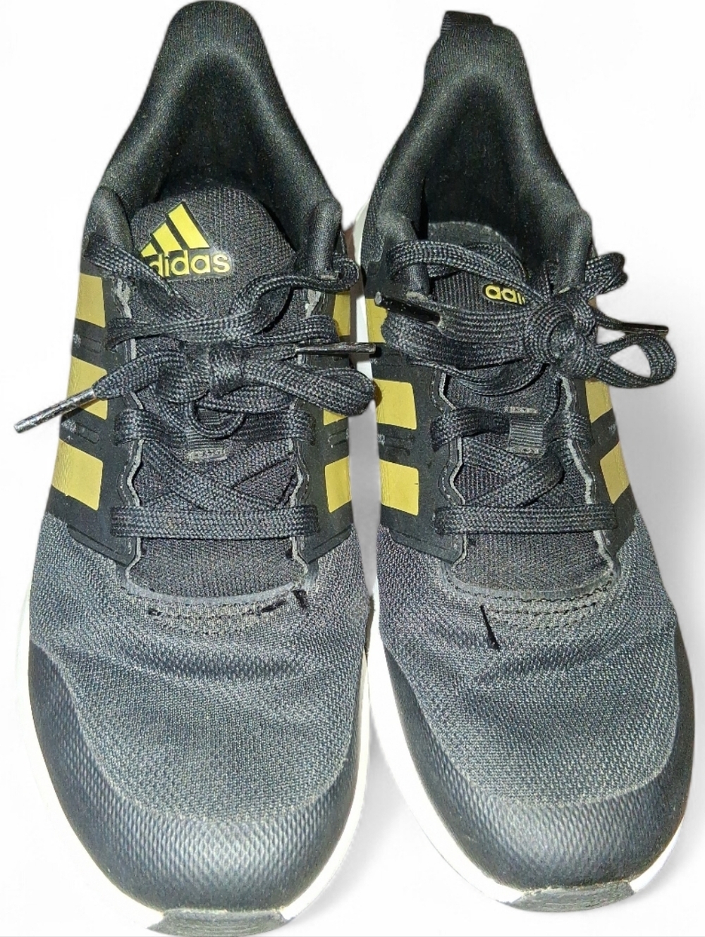 Adidas Kids Black And Gold Supernova Running Shoes Cloudfoam Soles Size 4